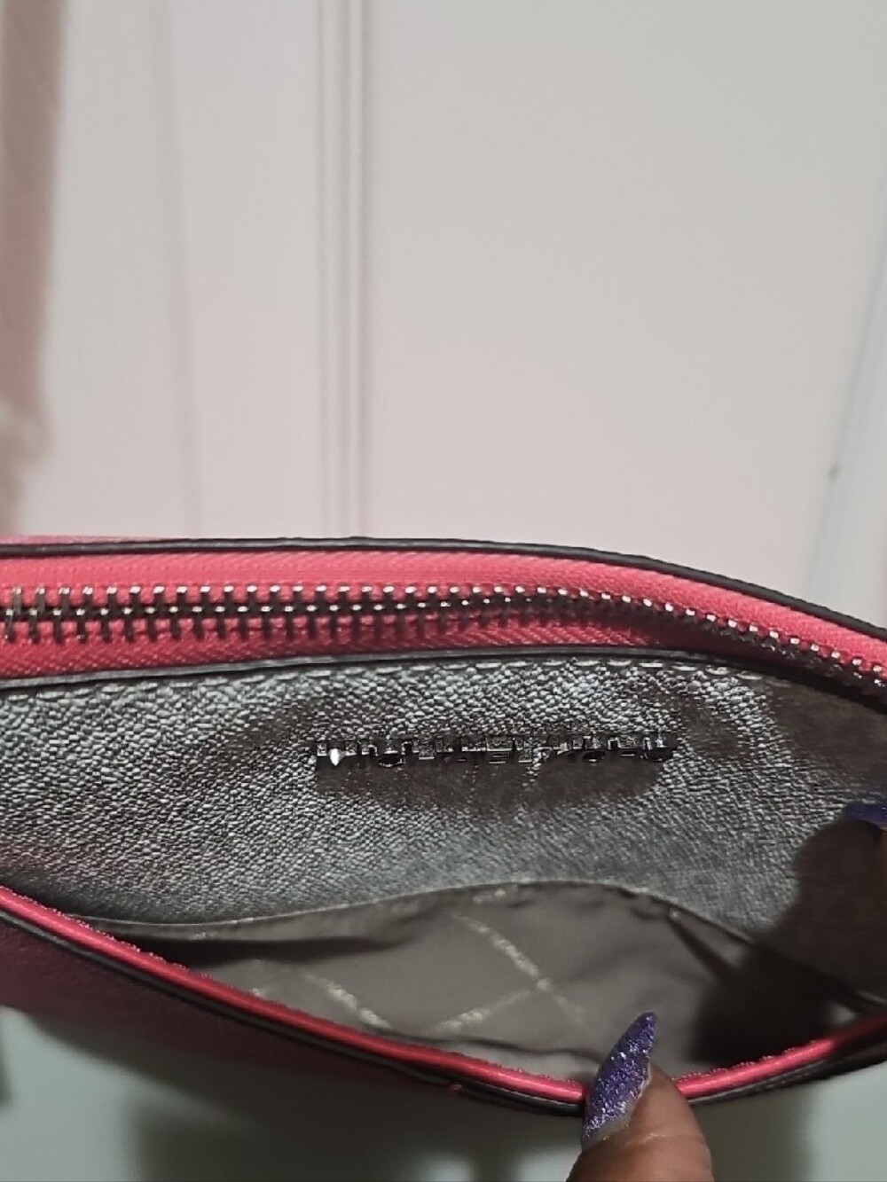 Michael Kors Pink & Cream Signature Crossbody - Picture 4 of 10
